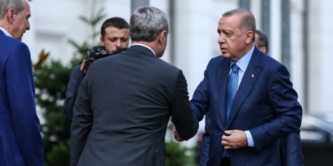 AK Parti MYK toplantısı sona erdi