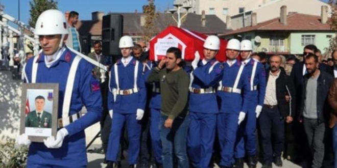 Kazada ölen uzman çavuş, son yolculuğuna uğurlandı