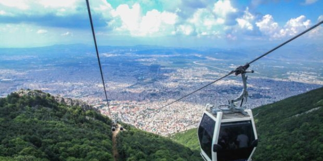 Uludağ'a çıkan teleferik öğretmenlere ücretsiz hizmet verecek