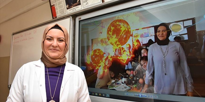 Tuba öğretmen kız çocuklarının hayatına dokunuyor