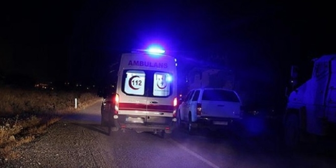 Erzincan'da yolcu otobüsü devrildi: 8 yaralı