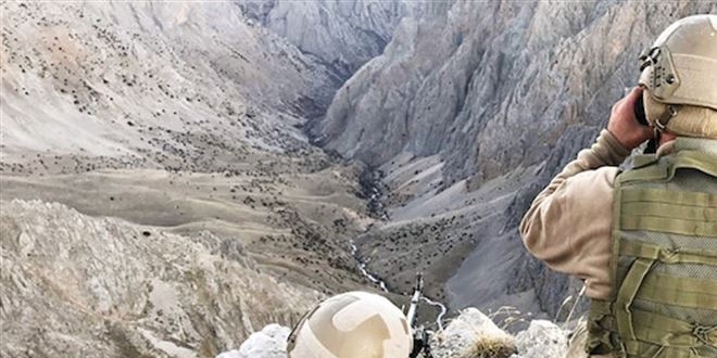 200 PKK'lı Munzur Vadisinde kıstırıldı