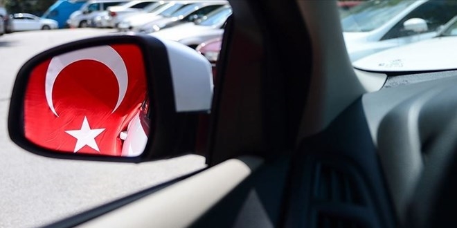 Karakaş: Yerli otomobilin 2022'de piyasaya sürülmesi mümkün