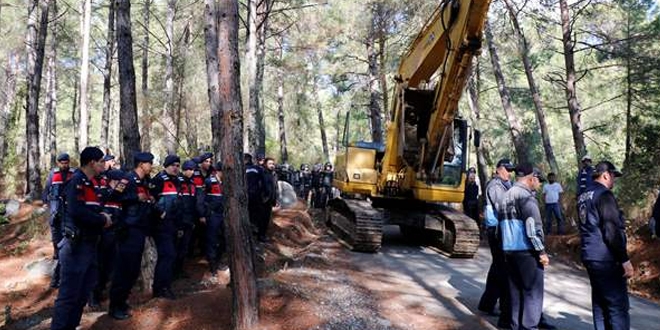 Turizm merkezlerinde imara aykr yaplara gz atrlmyor