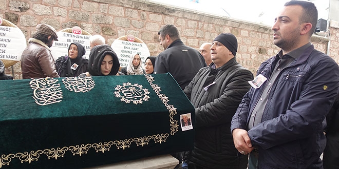 Cilt sanatı ustası İslam Seçen toprağa verildi