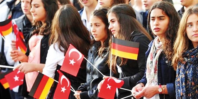 Yurt dışında ne kadar Türk yaşıyor?