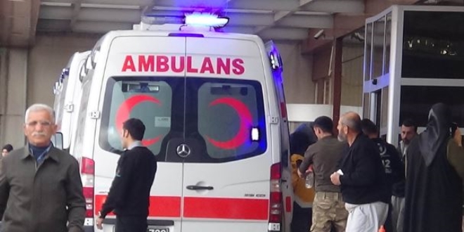 Suriye'de zırhlı araç devrildi, 3 asker yaralandı
