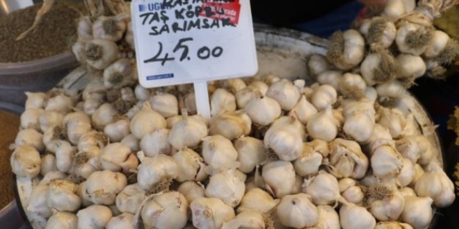 Fiyatı 9 kat artan sarımsak tane ile satılıyor