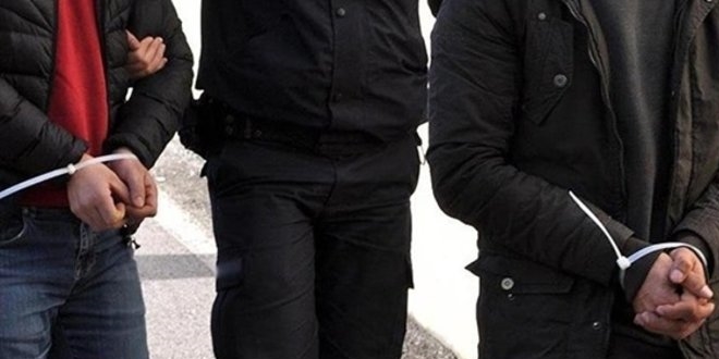 İzmir'de ID numaraları belirlenen 25 Bylock'çuya gözaltı