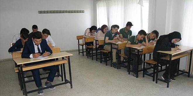 'Anadolu imam hatip liselerinin başarı grafiği yükseliyor'