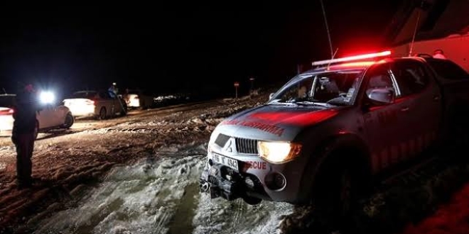Uludağ'da kaybolan dağcıları arama çalışmaları sürüyor