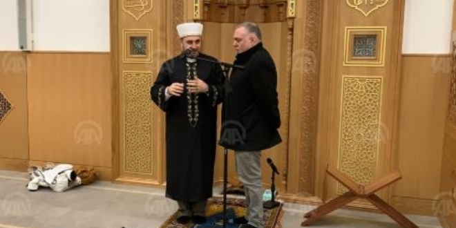 Yusuf İslam'ın medya danışmanı Cambridge Camisi'nde Müslüman oldu