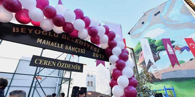 Ceren Özdemir'in ismi Beyoğlu'nda parka verildi