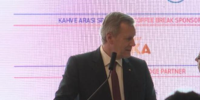 TÜSİAD'ın konferansında kriz! Eski cumhurbaşkanı kürsüden indi