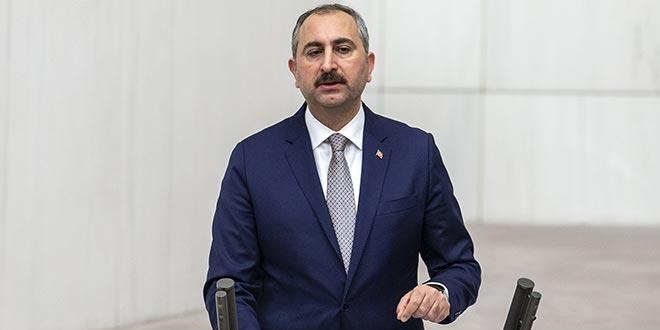 Bakan Gül: Yargı yetkisi münhasıran yargıya aittir