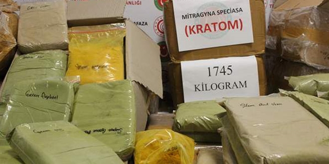 İstanbul Havalimanı'nda 1 ton 745 kg uyuşturucu ele geçirildi