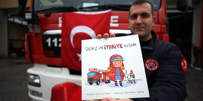 İtfaiye eri, yangın bilincini aşılamak için kitap yazdı