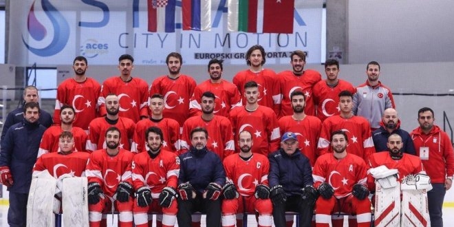 Buz hokeyinde İstiklal Marşı krizi!
