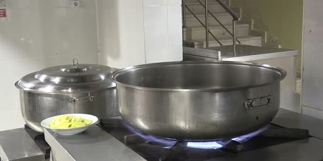 Atık yağdan okulun sabun ihtiyacını karşılıyorlar
