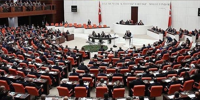TBMM'de CHP ile MHP arasında 15 Temmuz tartışması