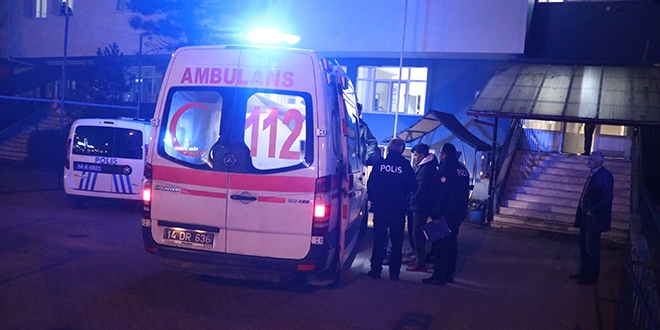 Pansiyonda kalan 7 öğrenci hastaneye kaldırıldı
