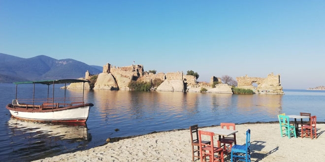 Yanından geçilip gidilen tarih... Bafa Gölü
