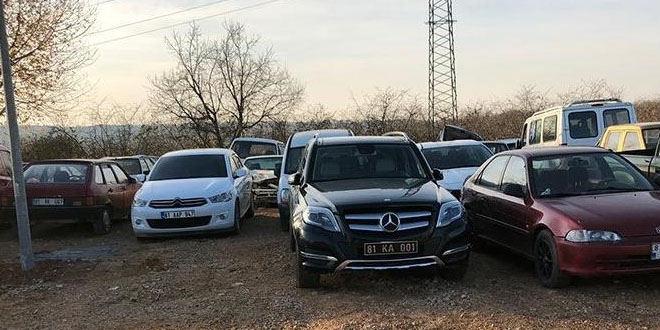 MHP'li Belediye Başkanı'nın makam aracına haciz