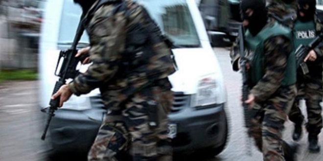 DHKP-C operasyonu: Biri 'yeşil' listede aranan 2 şüpheli yakalandı