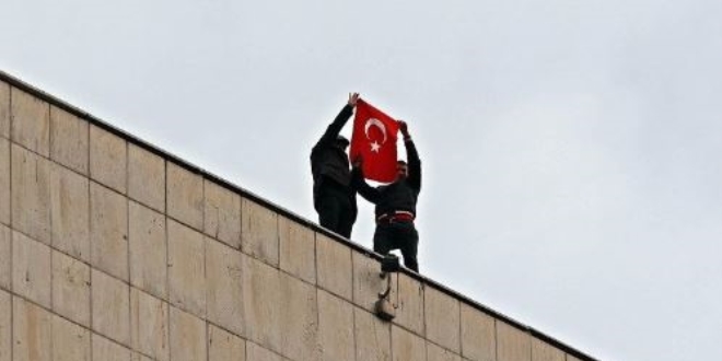 Askerliğinin bitmesini istemeyen er intihar girişiminde bulundu