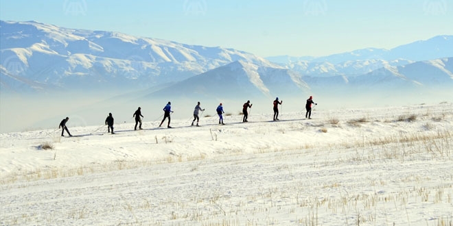 Bitlisli kayaklar, Nemrut Da'nda ampiyonalara hazrlanyor
