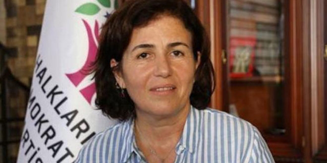 Eren Bülbül'ü şehit eden PKK'lı teröristin cenazesine katılan HDP'li başkan tutuklandı