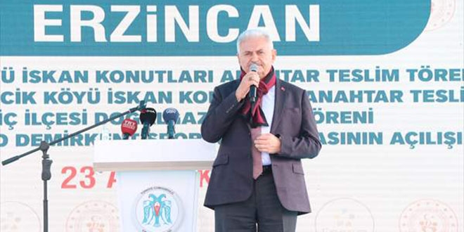 Binali Yıldırım: Yolları böleriz ama Türkiye'yi böldürtmeyiz