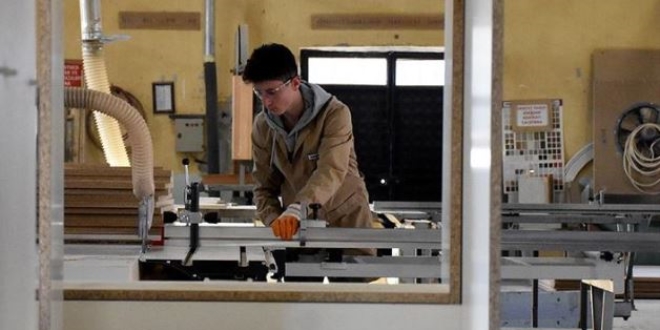 2,5 milyon liralık cirosu olan fabrika gibi okul