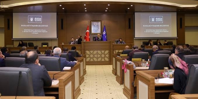 Bursa Büyükşehir'den 'ihtiyaç sahiplerine' su jesti