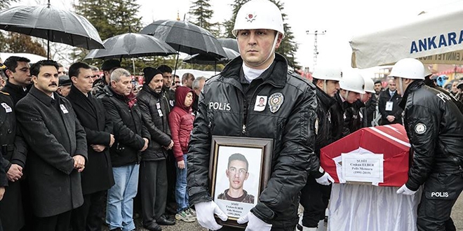 Şehit polis Elber'in cenazesi toprağa verildi