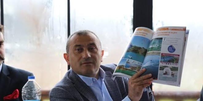 Tunceli'den 2 bin 119 öğrenci uçakla Türkiyeyi gezdi