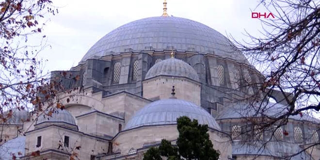 Süleymaniye Camii'ndeki restorasyonda ayetlerin sıralamasında hata yapıldı