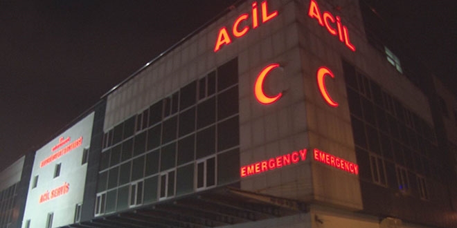 Akşam yemeğinden zehirlenen 12 işçi hastanelik oldu