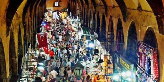 İstanbul'da yılbaşı yoğunluğu devam ediyor