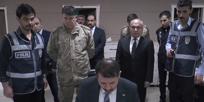 Yeni yılı görev başında karşılıyorlar