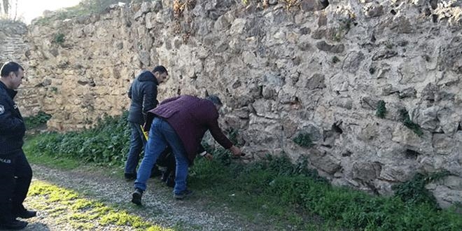 Emekli uzman çavuş boğazından bıçaklandı
