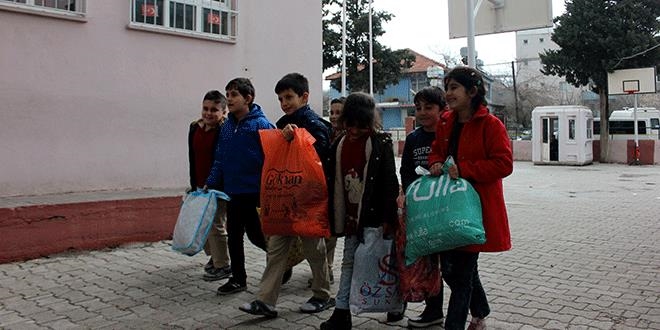 İdliblilere Hataylı öğrencilerden yardım