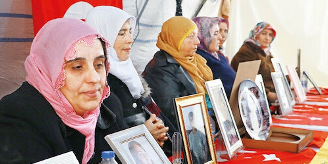 Evlat nöbetinden etkilenip kaçtı