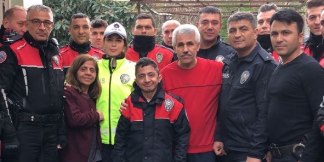 Yunus polisler iki kardeşin hayalini gerçeğe dönüştürdüler