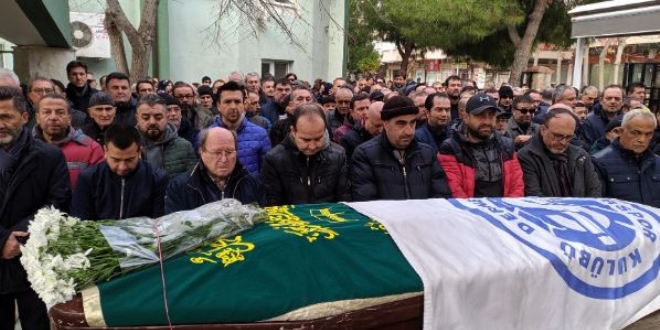 Sahte içkiden öldüğü iddia edilmişti, kalp krizi çıktı