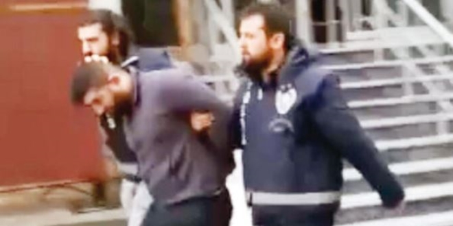 Husumetlisine benzeyen kişiyi hastanede bıçaklayarak öldüren zanlı tutuklandı