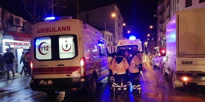 Amasya'da bir AVM'de yangın çıktı: 2 ölü, 4 yaralı