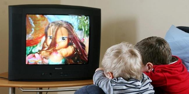 Çizgi filmler çocukları obez yapabilir!