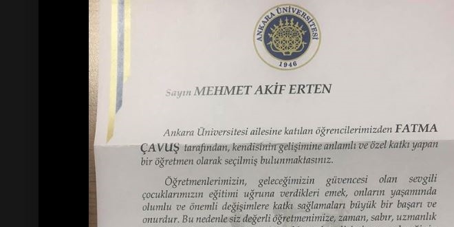 Üniversite'den başarılı öğrenciyi yetiştiren öğretmene teşekkür