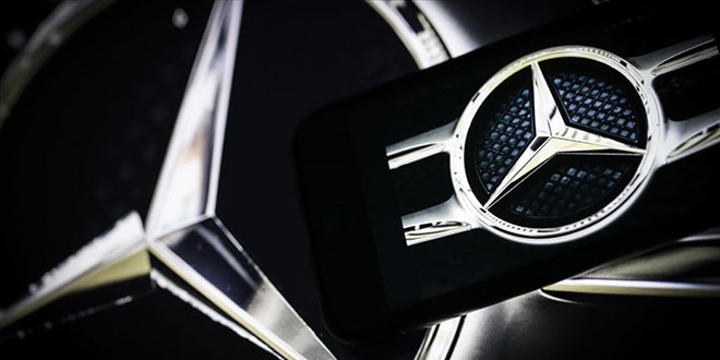 Mercedes lüks araç satışında liderliğini korudu